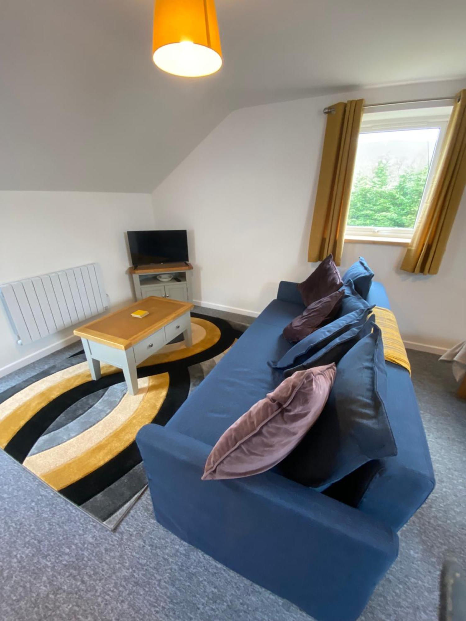 Modern Studio Apartment Set Beneath The Black Mountains A Stones Throw From The Offas Dyke Path Clodock Екстериор снимка